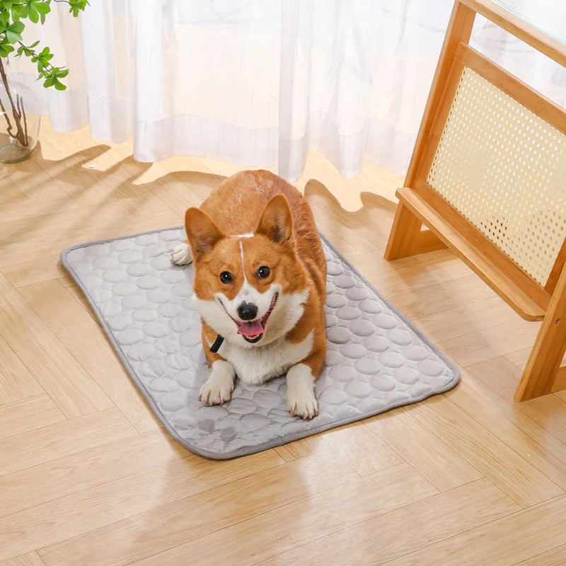Summer Cooling Pet Mat Gel Ice Pad for Dogs Cats Breathable Soft Kennel Bed Non-Slip Hot Weather Cool Pad Pet Supplies