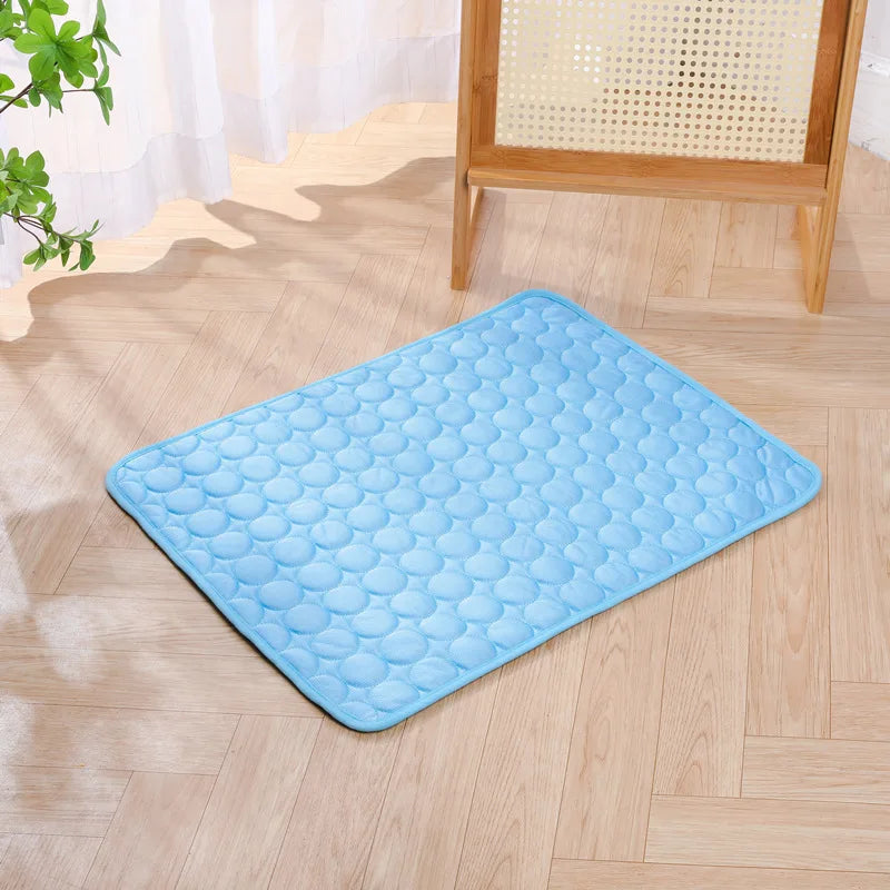 Summer Cooling Pet Mat Gel Ice Pad for Dogs Cats Breathable Soft Kennel Bed Non-Slip Hot Weather Cool Pad Pet Supplies